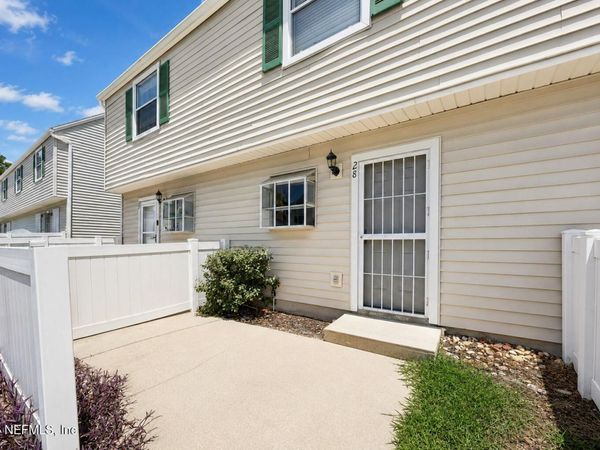 111 1ST Street, Unit 28, Jacksonville, FL 32206