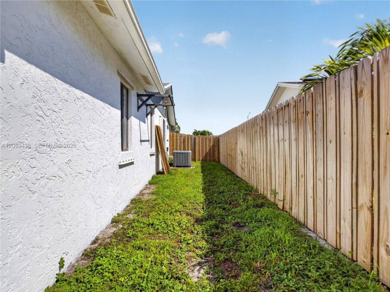 9428 NW 46th Ct, Sunrise, FL 33351 Photo
