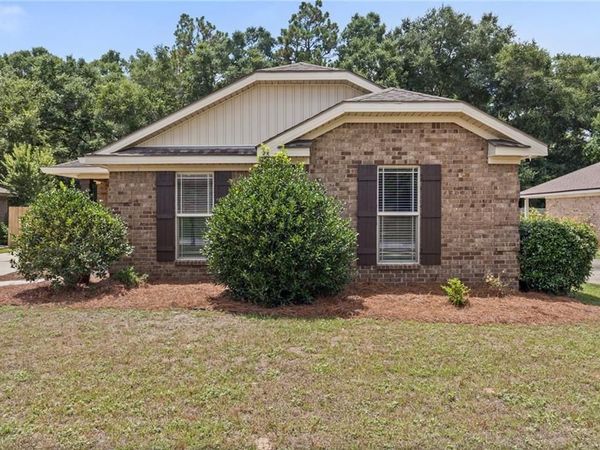 6871 Charmingdale Drive S, Mobile, AL 36618