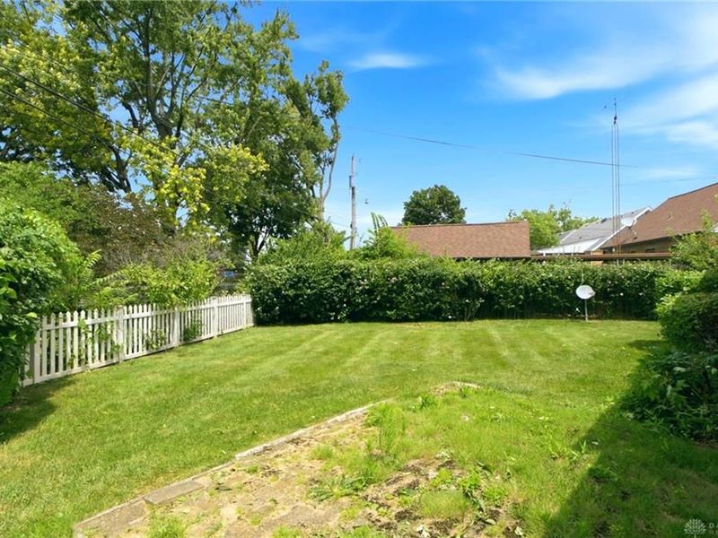 1045 Berkshire Road, Dayton, OH 45419 Photo 35