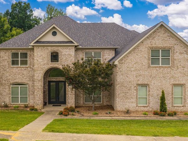 141 Oneida Way, Maumelle, AR 72113