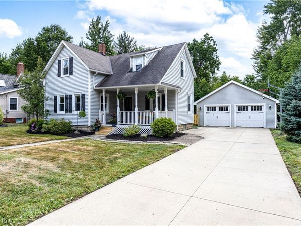 108 E Center Street , Berea, OH 44017