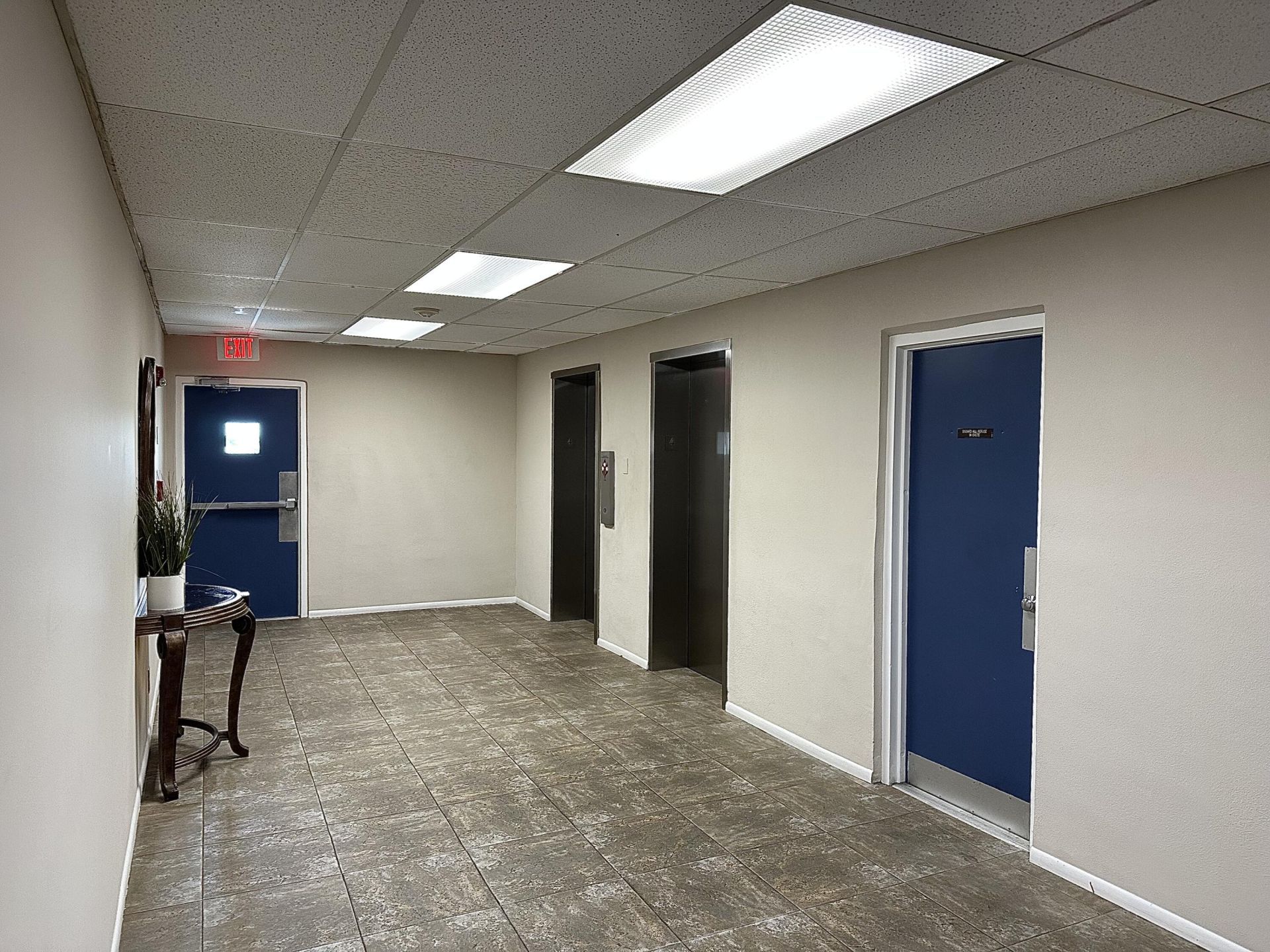 505 Spencer Drive, Unit 407, West Palm Beach, FL 33409 Photo