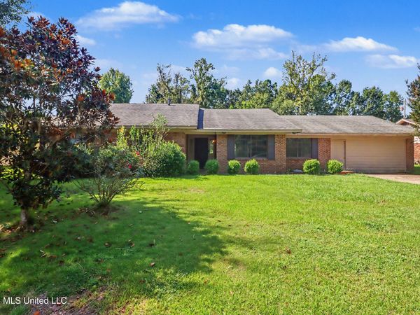 1307 Wisteria Lane, Long Beach, MS 39560