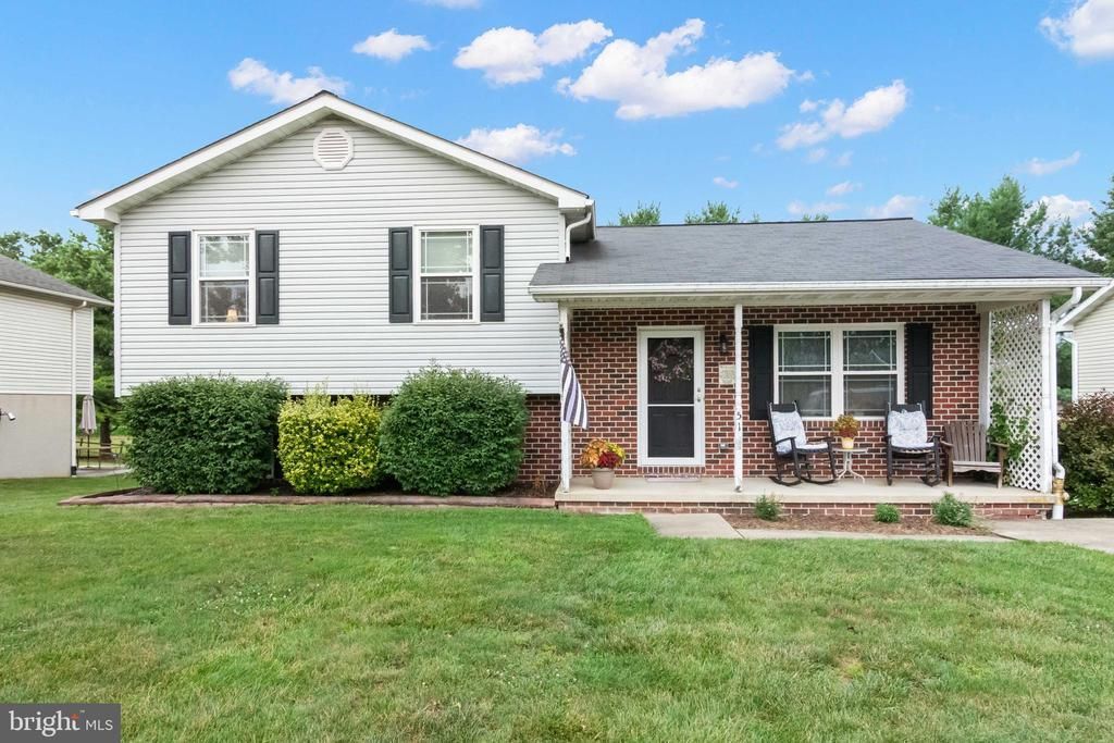 51 MASON DIXON DRIVE, LITTLESTOWN, PA 17340