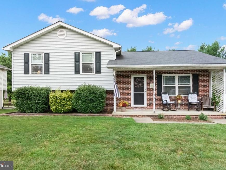 51 Mason Dixon Drive, Littlestown, PA 17340 Main Photo