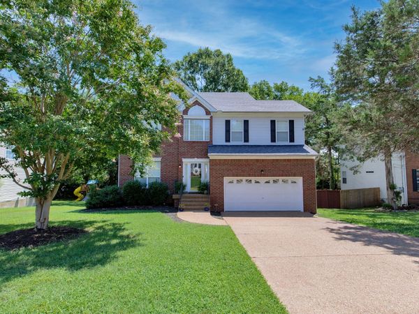 189 E Harbor , Hendersonville, TN 37075