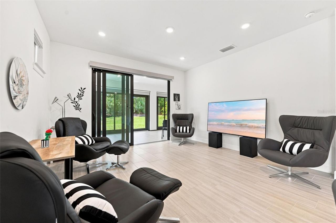 6713 Alstead Circle, Bradenton, FL 34202 Photo