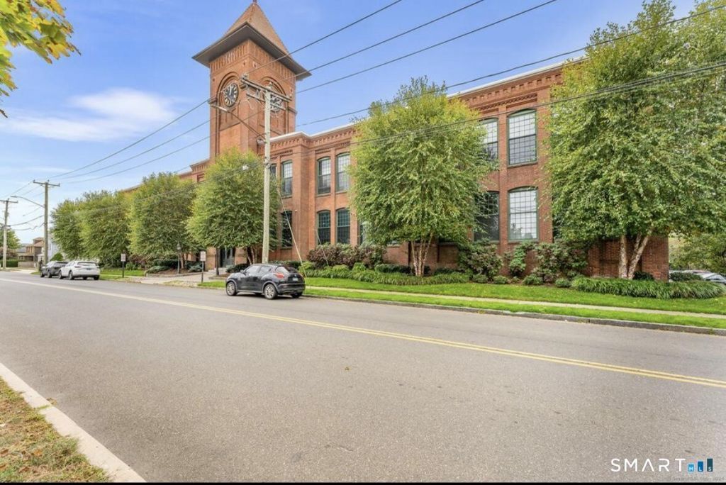 25 Grand, Unit 111, Norwalk, CT 06851 Main Photo