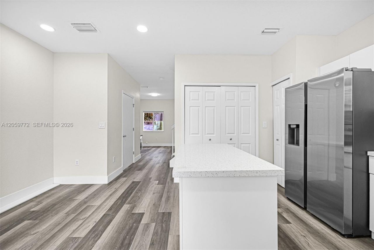 1681 SE 30th St , Unit 1681, Homestead, FL 33035 Photo