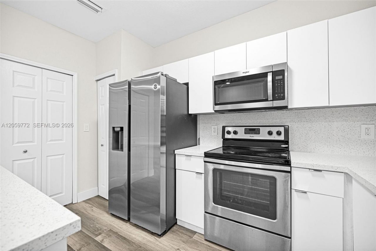 1681 SE 30th St , Unit 1681, Homestead, FL 33035 Photo