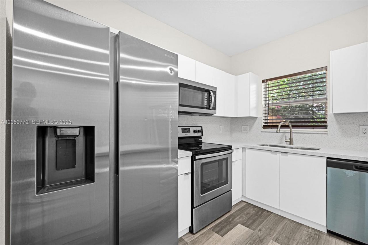 1681 SE 30th St , Unit 1681, Homestead, FL 33035 Photo