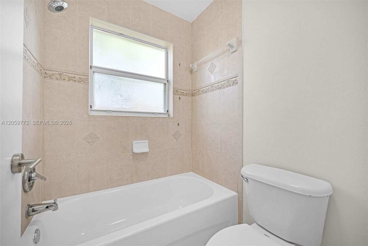 1681 SE 30th St , Unit 1681, Homestead, FL 33035 Photo