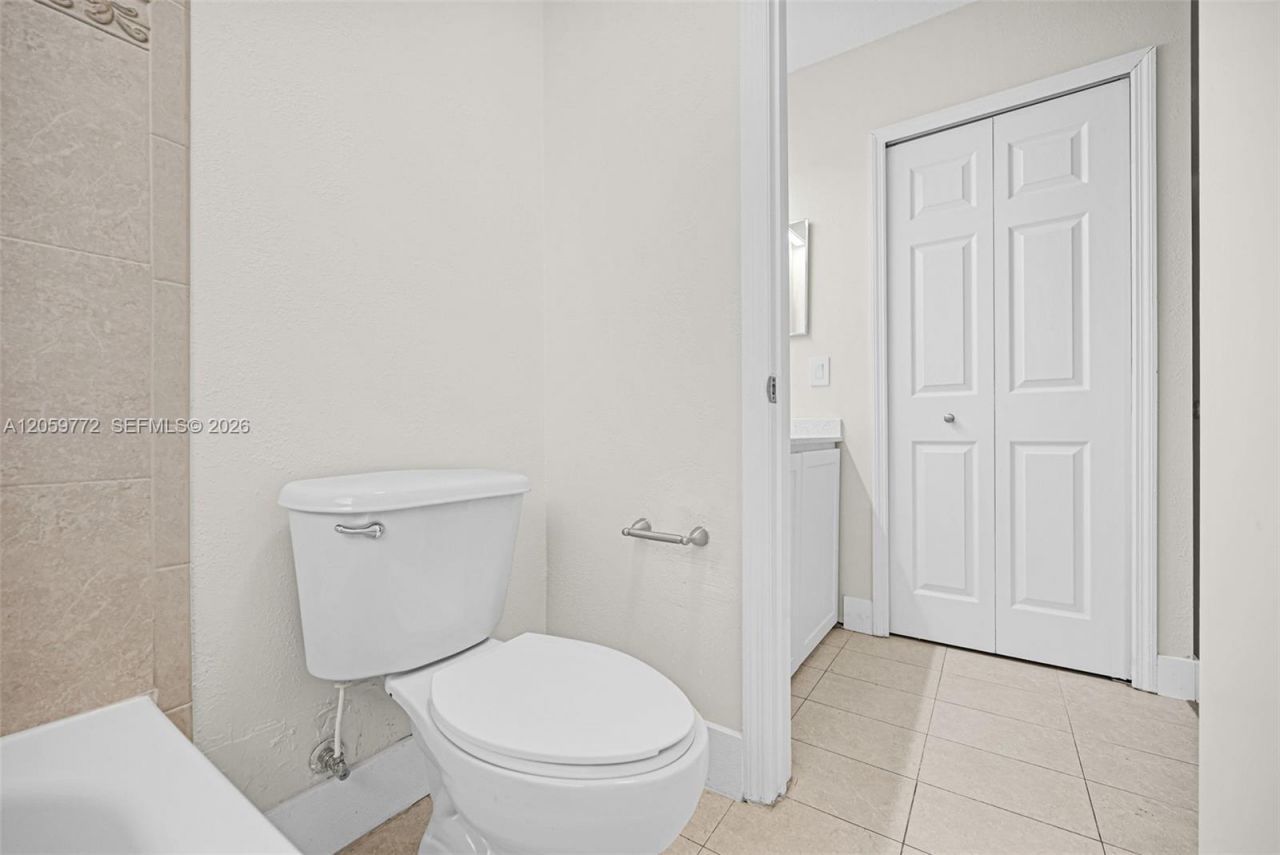 1681 SE 30th St , Unit 1681, Homestead, FL 33035 Photo