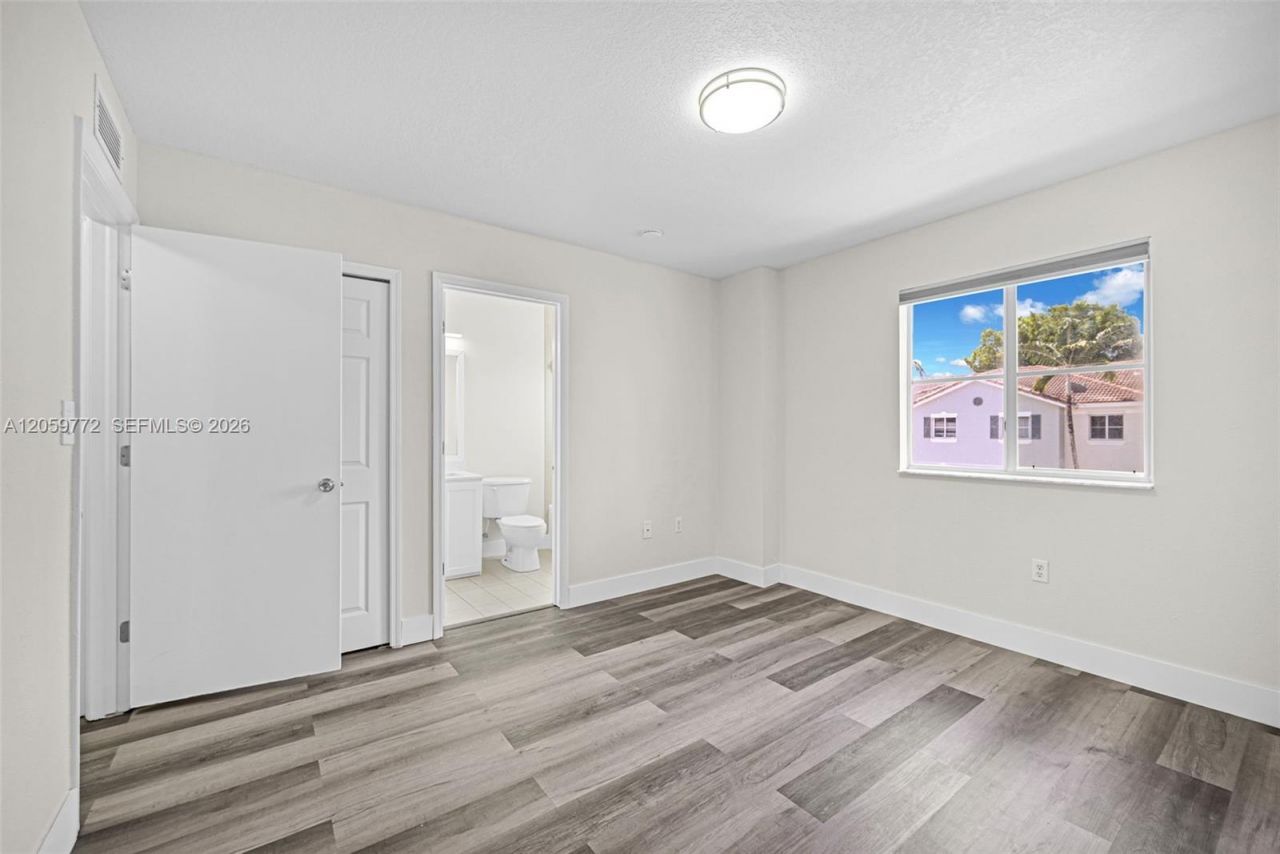 1681 SE 30th St , Unit 1681, Homestead, FL 33035 Photo