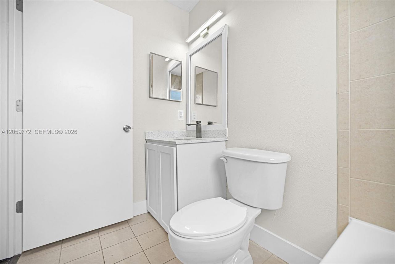 1681 SE 30th St , Unit 1681, Homestead, FL 33035 Photo