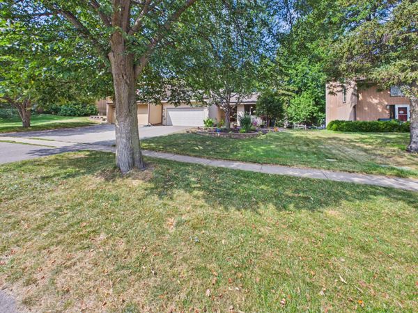 14387 Embry Path , Apple Valley, MN 55124