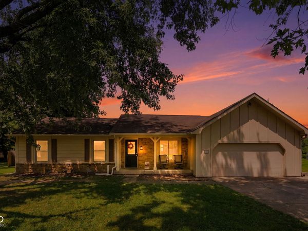 10 Tarry Court , Greenwood, IN 46142