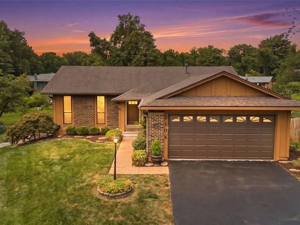 2105 Butterfield Court, Maryland Heights, MO 63043