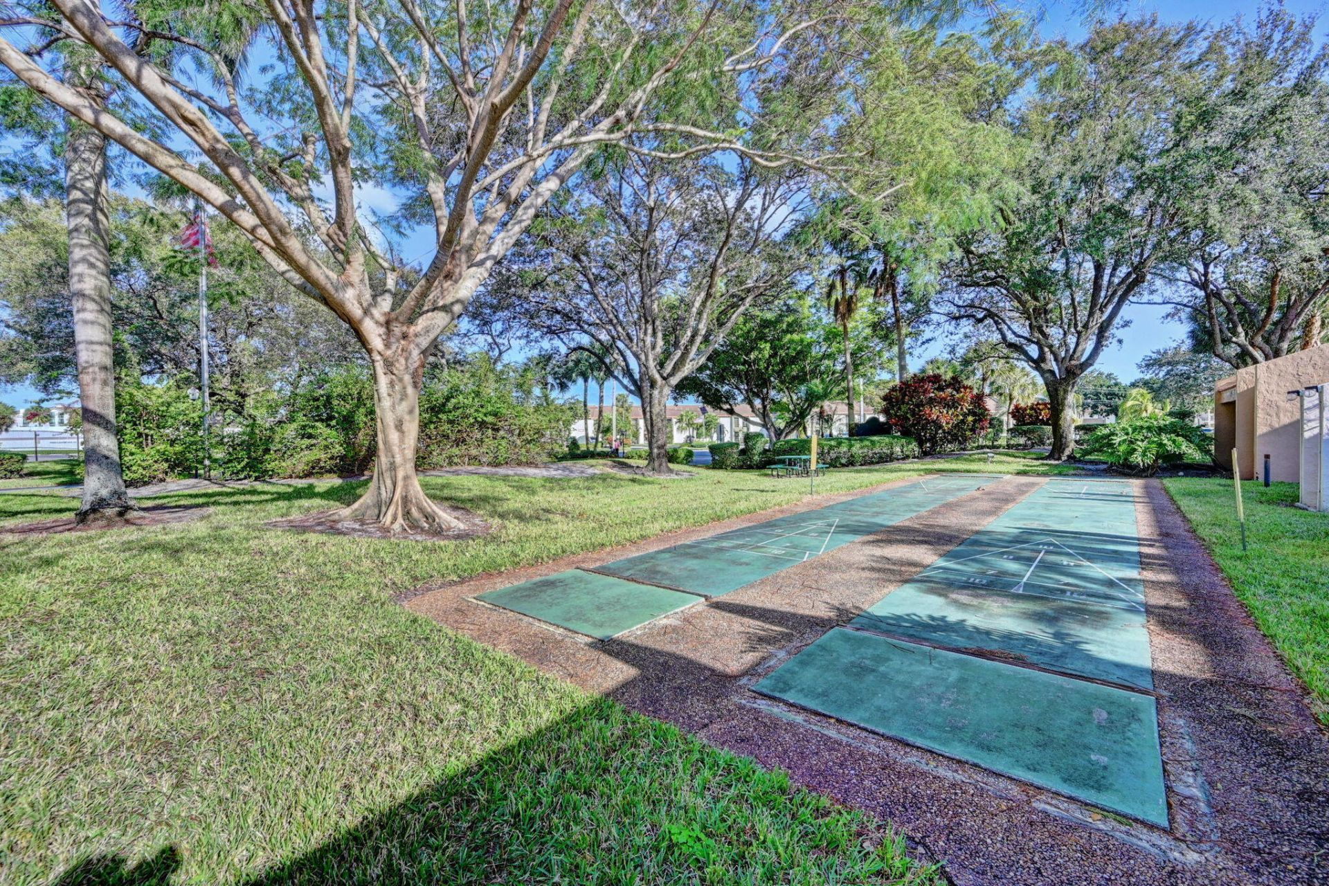 6048 Coral Lake Drive, Margate, FL 33063 Photo