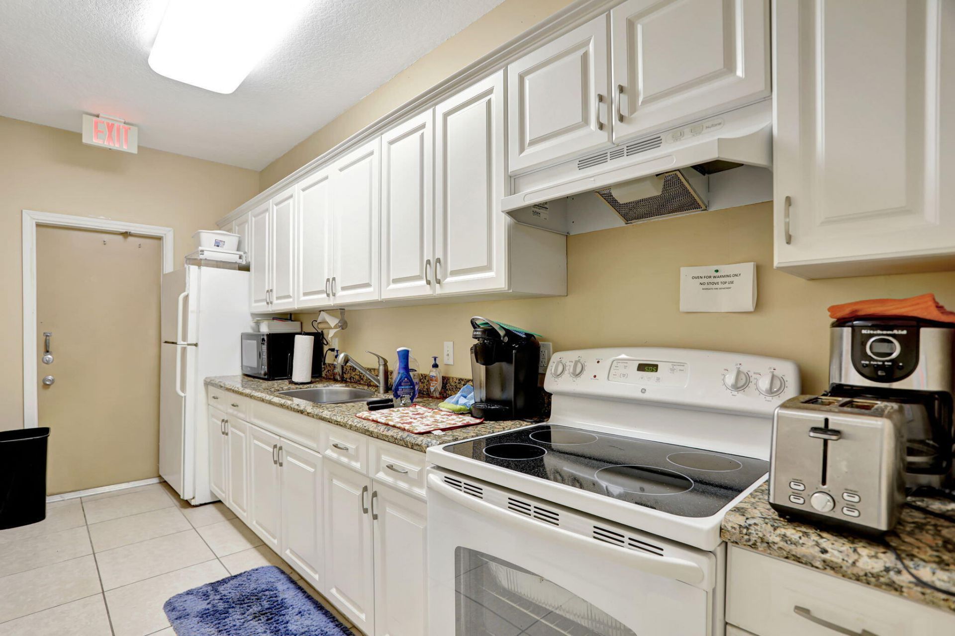 6048 Coral Lake Drive, Margate, FL 33063 Photo