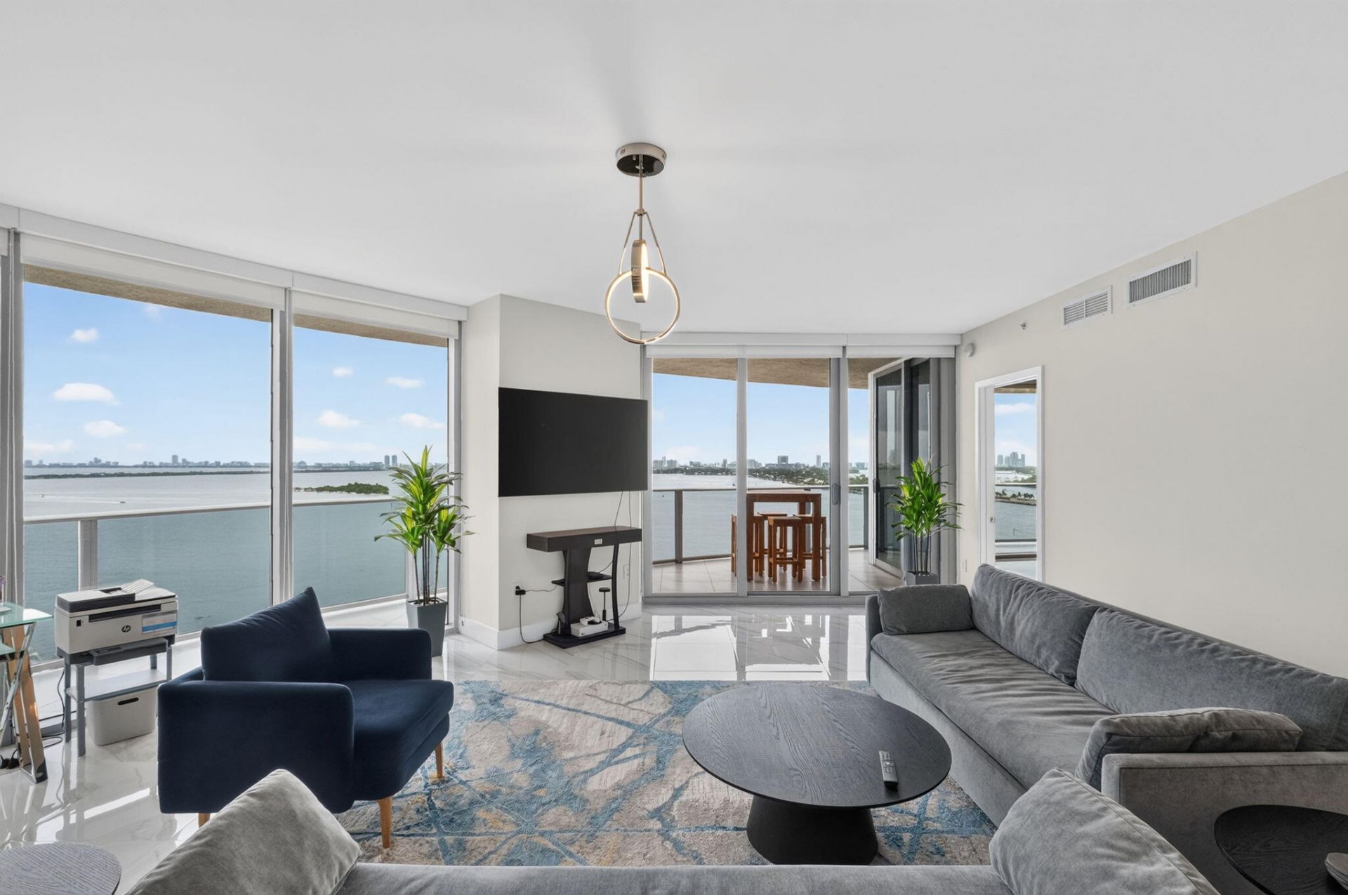 488 NE 18th Street, Unit 1515, Miami, FL 33132 Photo