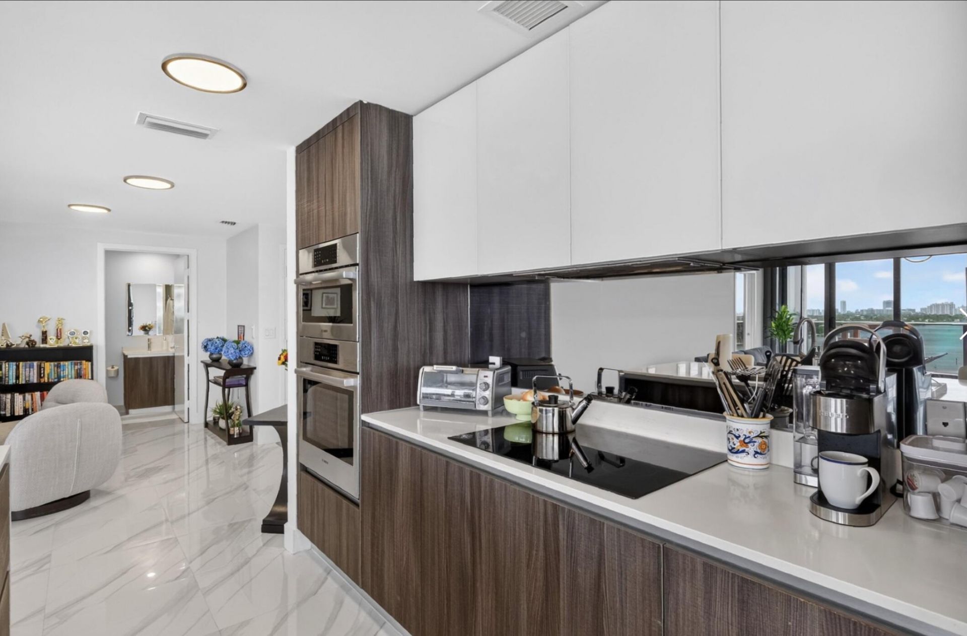 488 NE 18th Street, Unit 1515, Miami, FL 33132 Photo