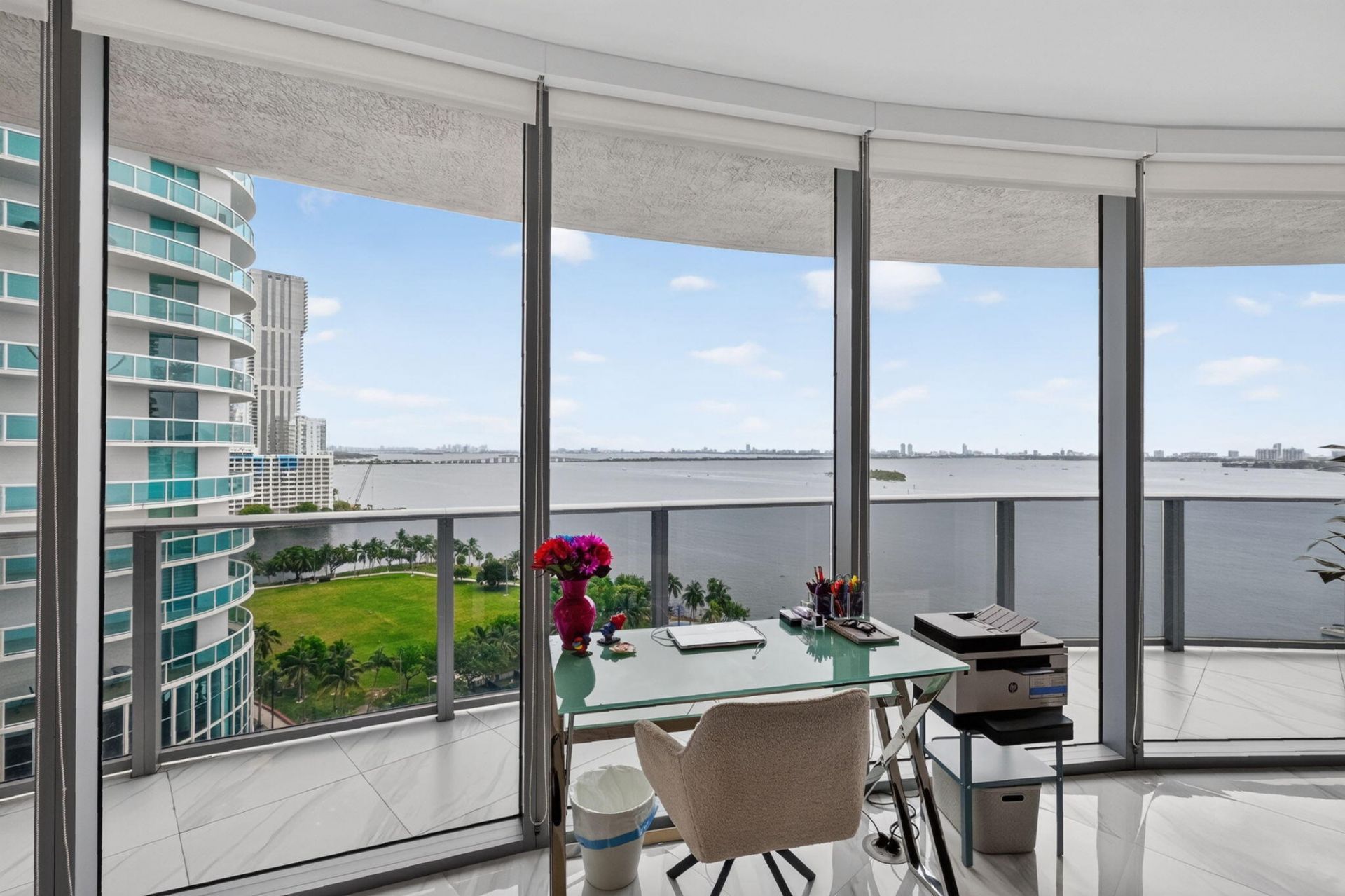488 NE 18th Street, Unit 1515, Miami, FL 33132 Photo