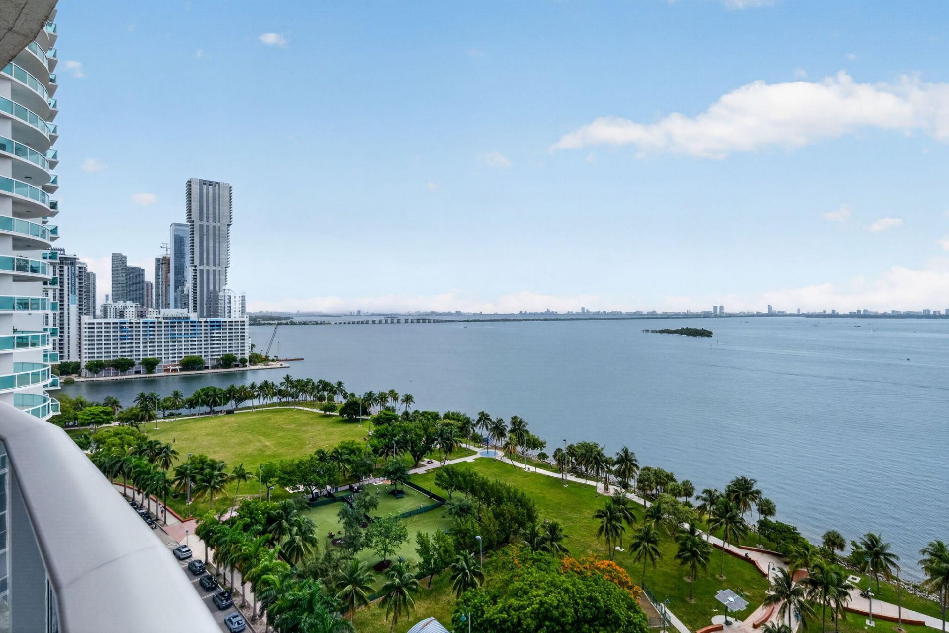 488 NE 18th Street, Unit 1515, Miami, FL 33132 Photo