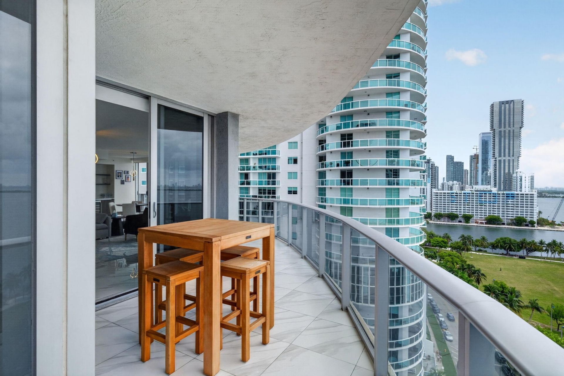 488 NE 18th Street, Unit 1515, Miami, FL 33132 Photo
