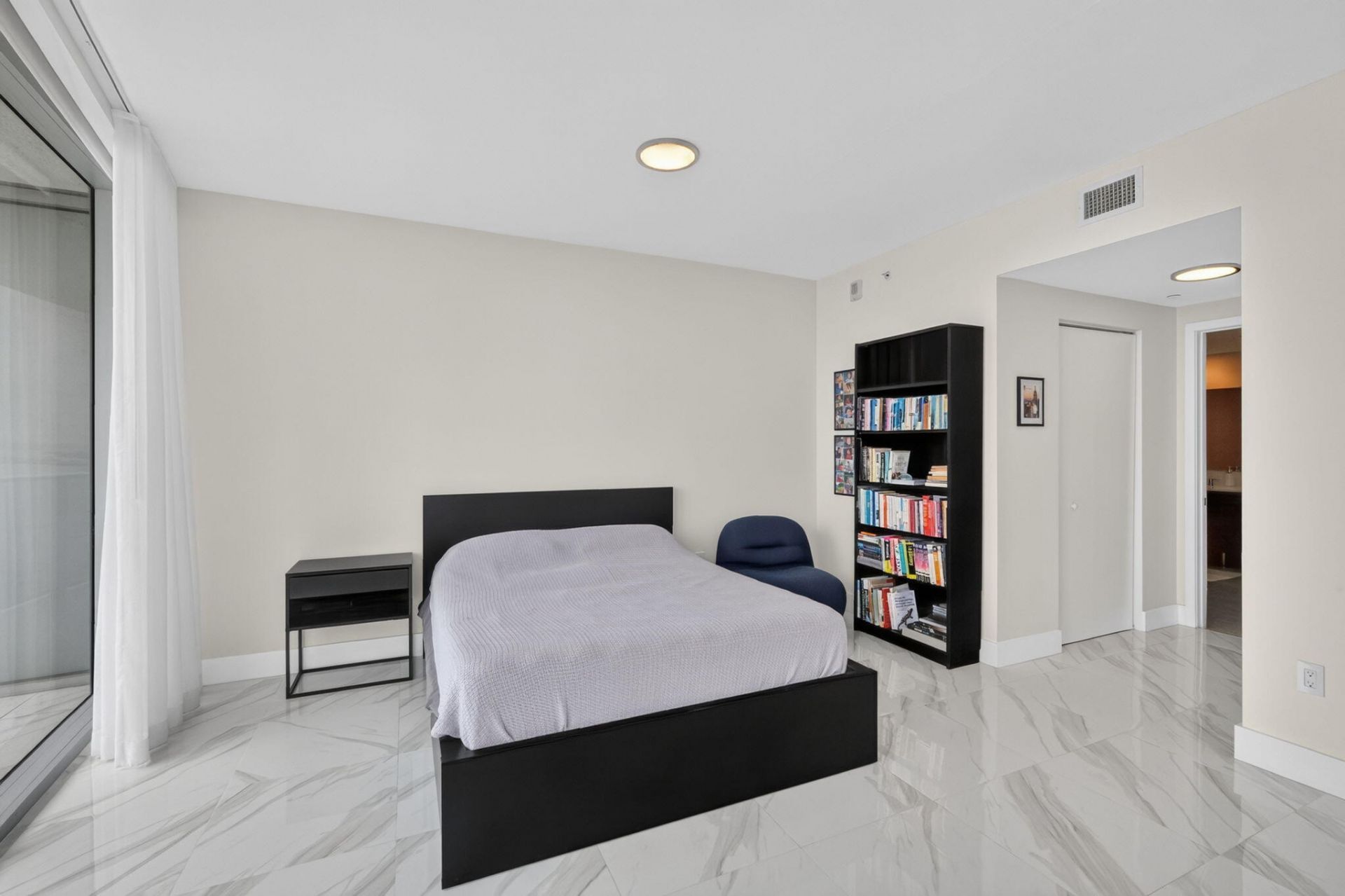 488 NE 18th Street, Unit 1515, Miami, FL 33132 Photo