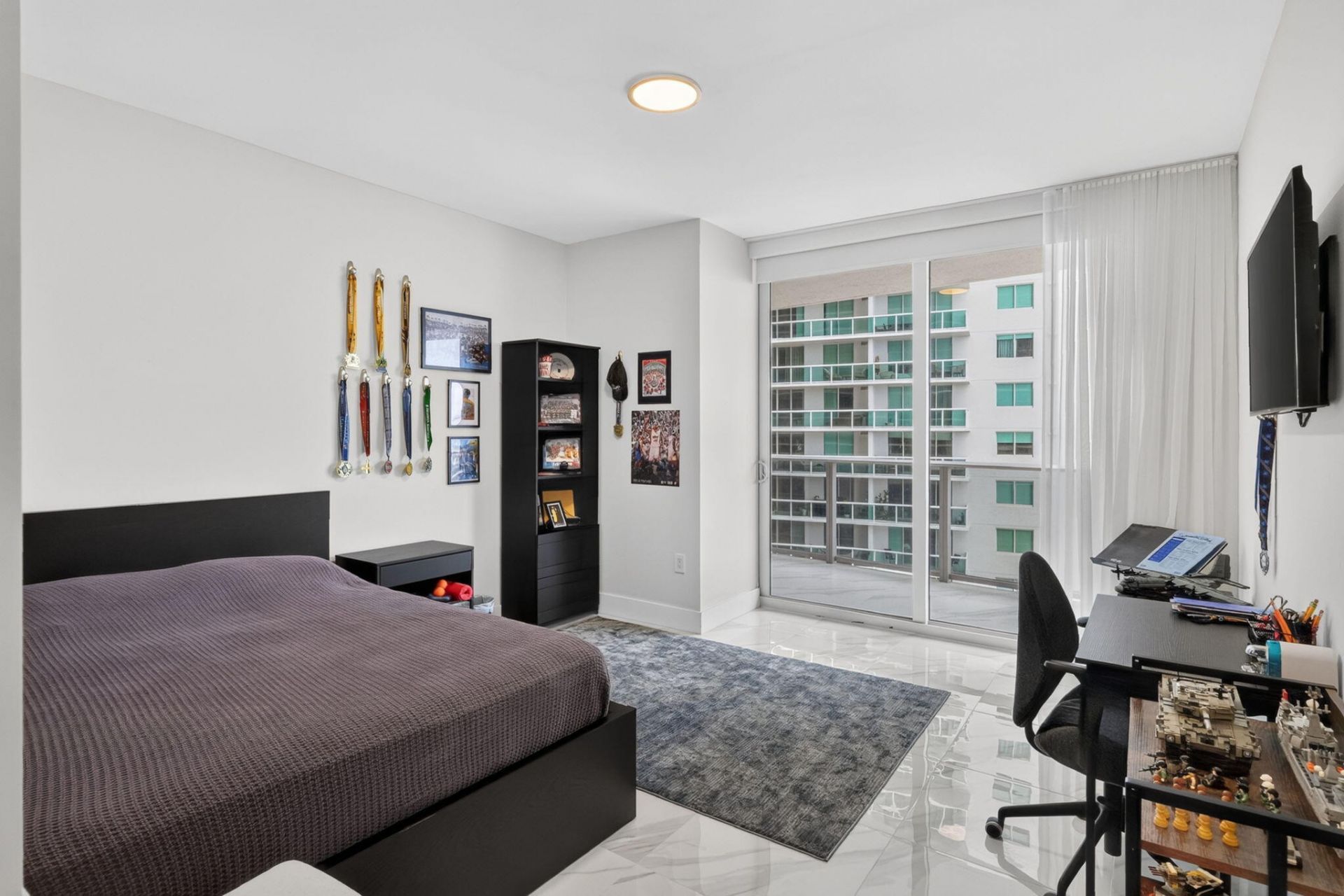 488 NE 18th Street, Unit 1515, Miami, FL 33132 Photo