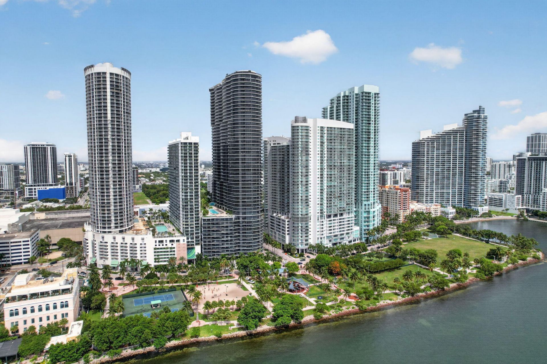 488 NE 18th Street, Unit 1515, Miami, FL 33132 Photo