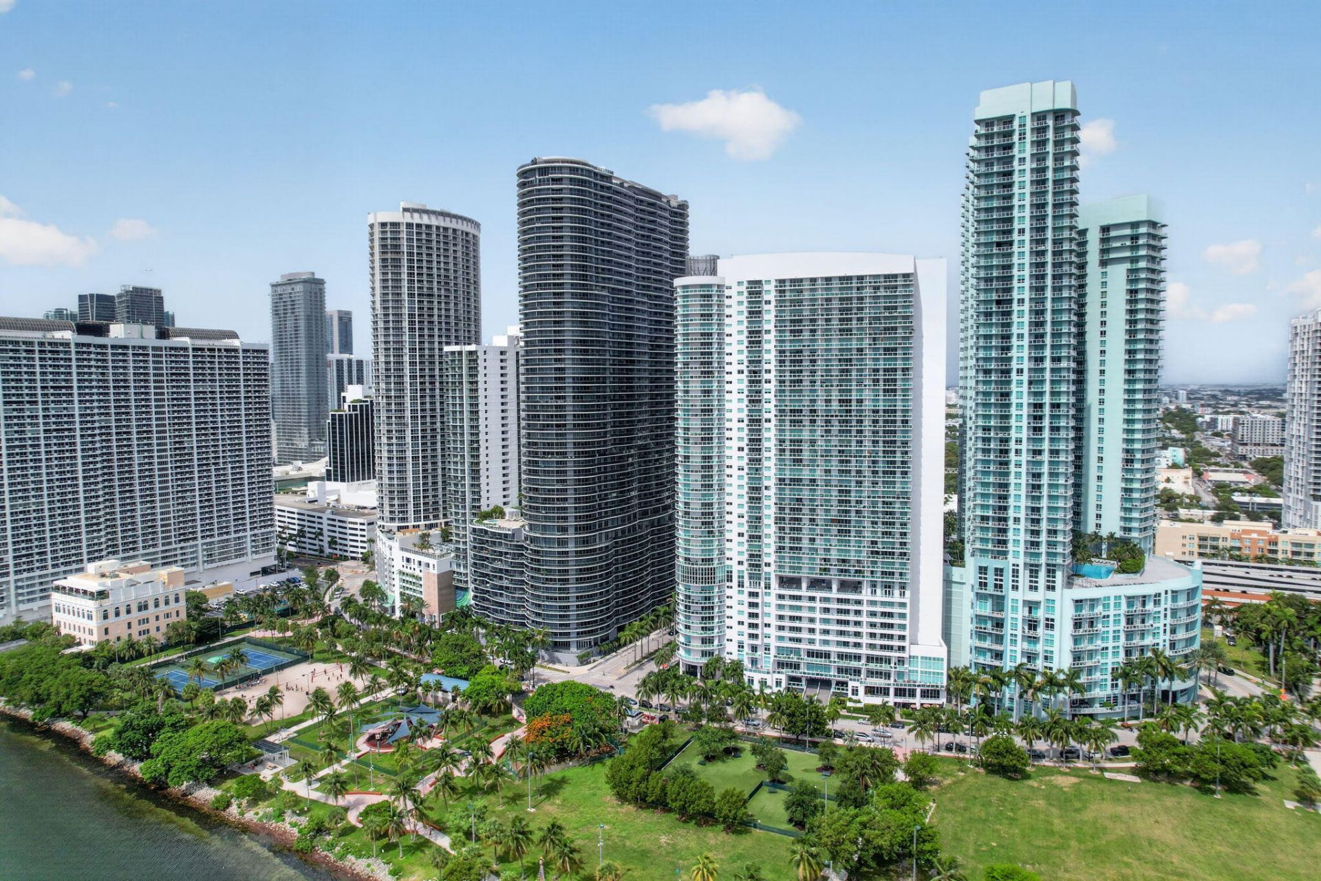 488 NE 18th Street, Unit 1515, Miami, FL 33132 Photo