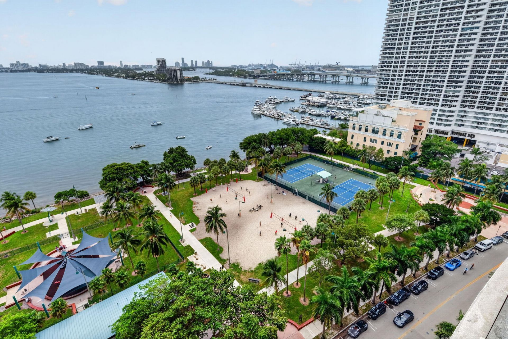 488 NE 18th Street, Unit 1515, Miami, FL 33132 Photo