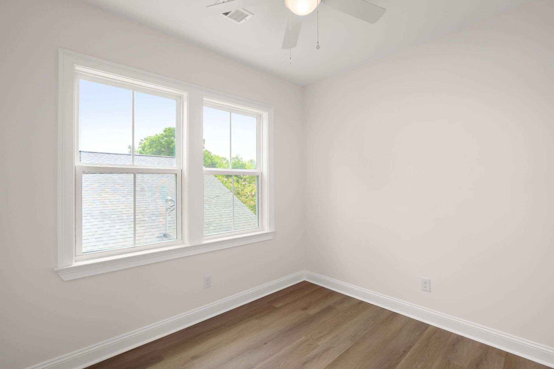 828 5th Avenue Photo 28