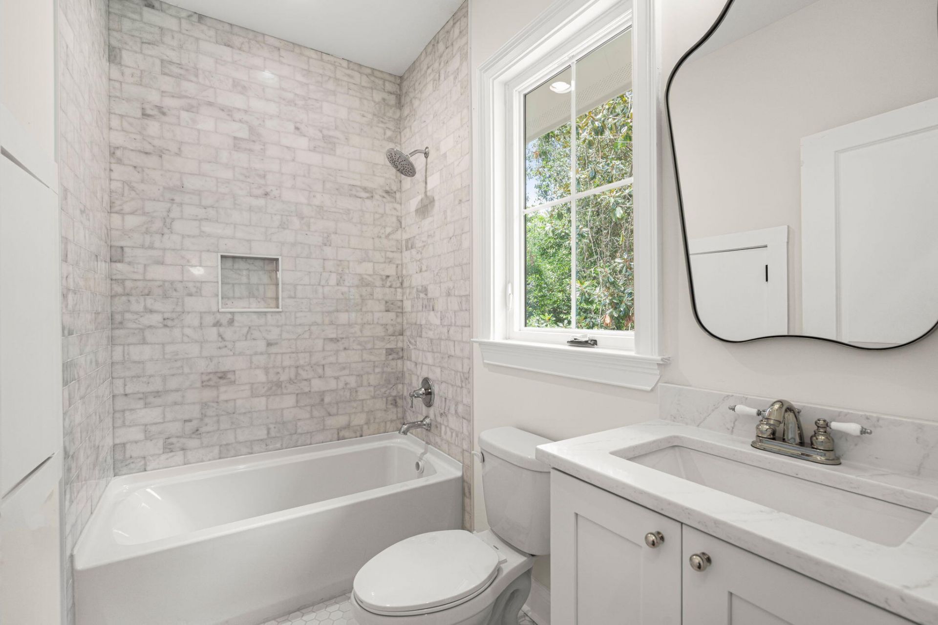 828 5th Avenue Photo 30