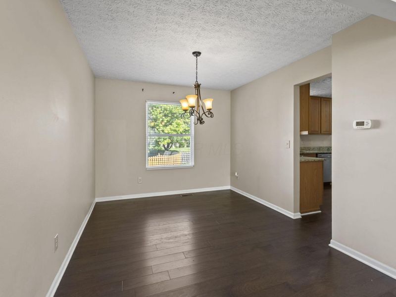 9175 Misty Dawn Drive, Columbus, OH 43240 Photo 18