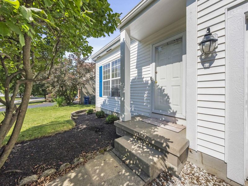 9175 Misty Dawn Drive, Columbus, OH 43240 Photo 2