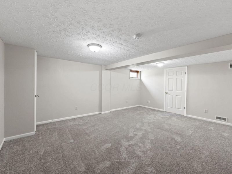 9175 Misty Dawn Drive, Columbus, OH 43240 Photo 33