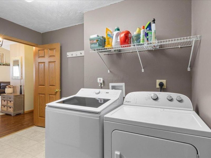 381 W Elm Street , North Lewisburg, OH 43060 Photo 11