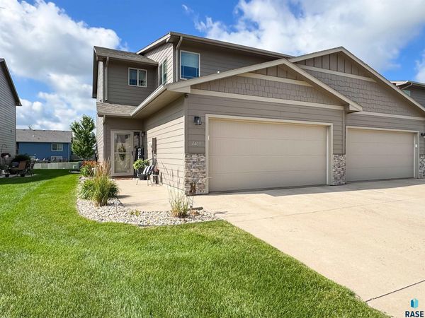 4409 W Townsley Pl, Sioux Falls, SD 57108