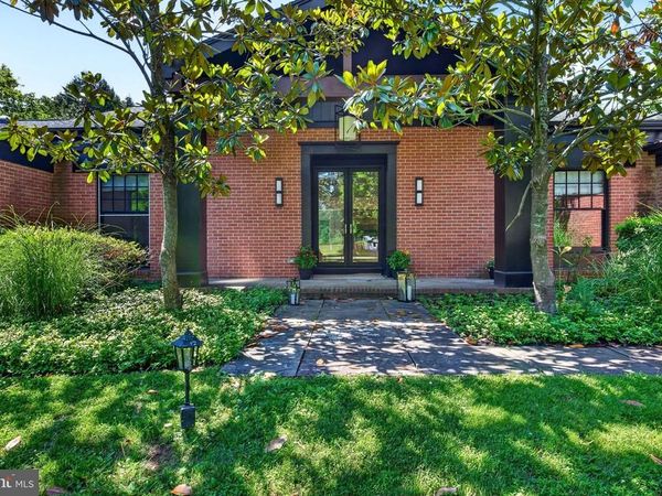 9 ARVIDA DRIVE, PENNINGTON, NJ 08534