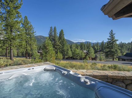 340 Elias Baldwin, Truckee, CA 96161 Photo