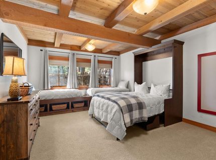 340 Elias Baldwin, Truckee, CA 96161 Photo