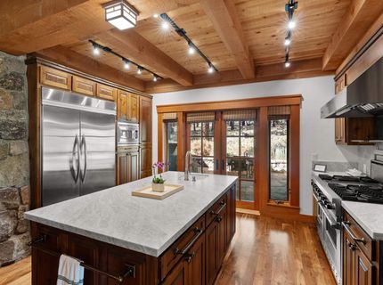 340 Elias Baldwin, Truckee, CA 96161 Photo