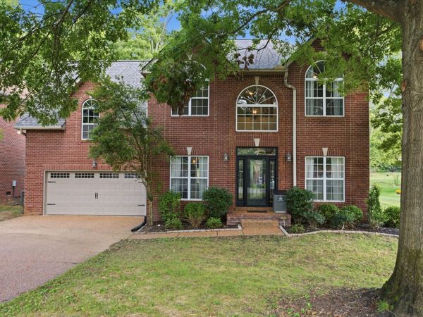 5004 Tulip Grove Ln, Hermitage, TN 37076