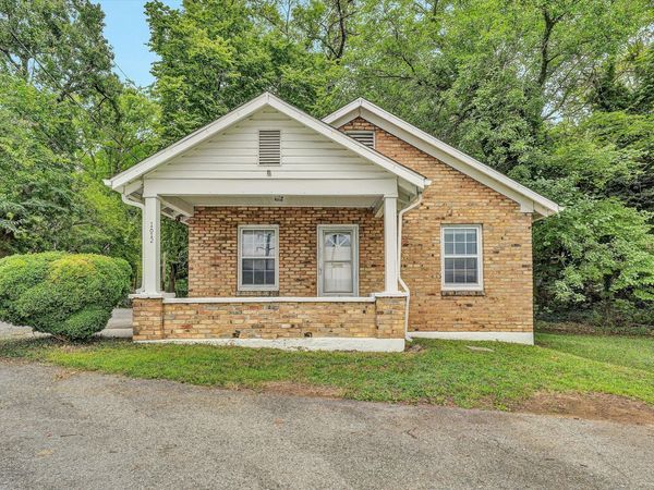 1612 Conehurst BLVD , Salem, VA 24153