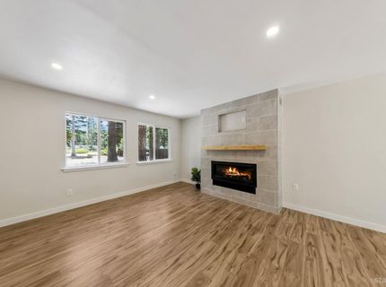 807 Gardner Street, South Lake Tahoe, CA 96150 Photo