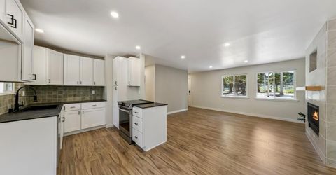 807 Gardner Street, South Lake Tahoe, CA 96150 Photo